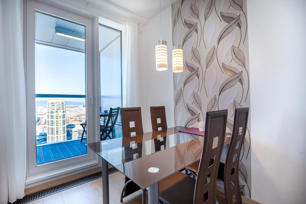 Panoramaview/31Thfloor!/Luxury/Wifi/Parking Apartment Bratislava Ngoại thất bức ảnh